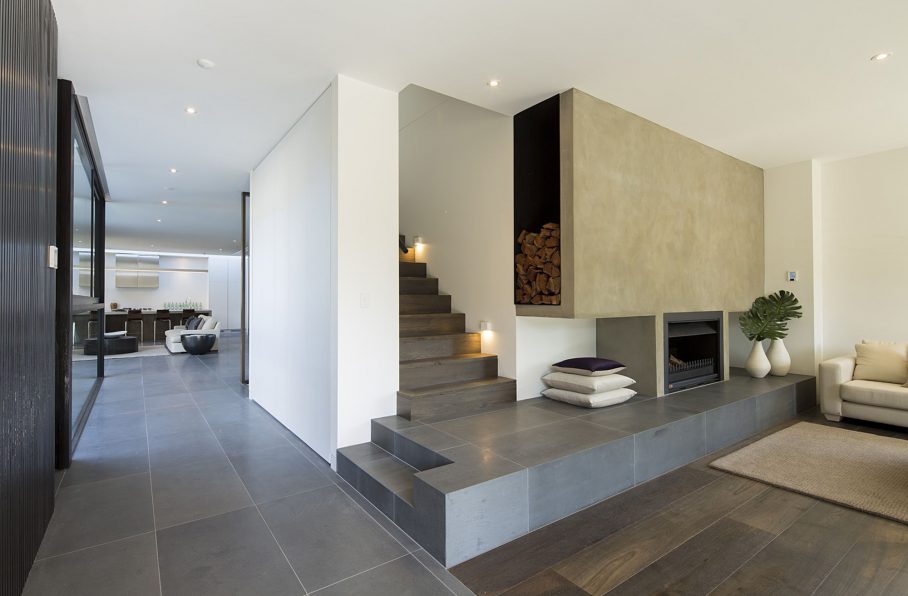 KH_143_IPG_4HighamRd_HW_121210