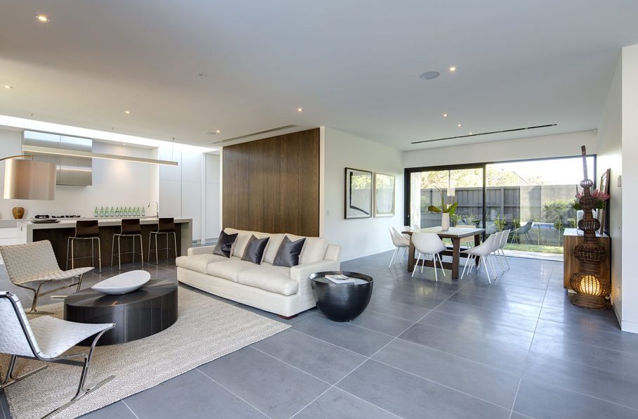 KH_106_IPG_4HighamRd_HW_121210