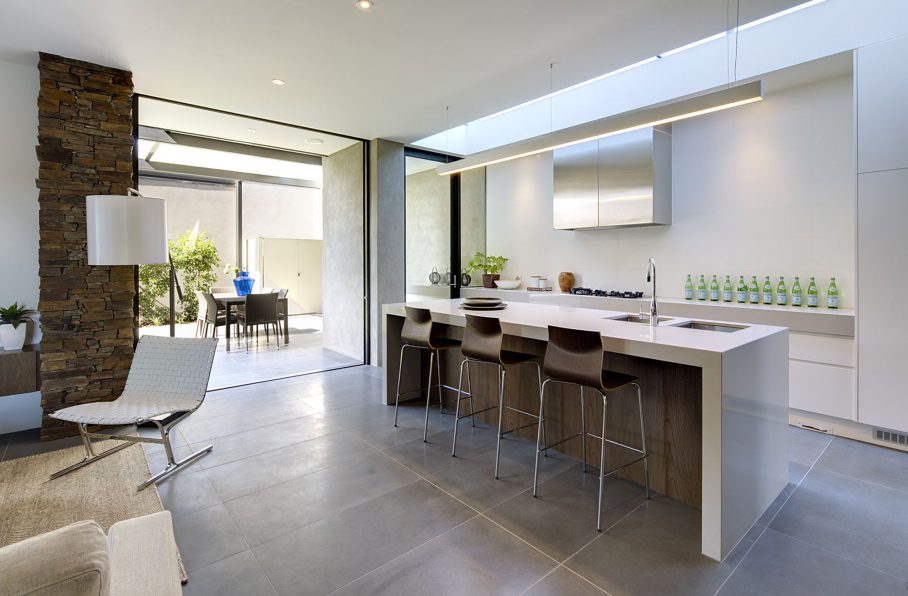 KH_121_IPG_4HighamRd_HW_121210