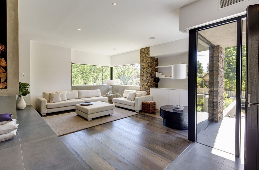 KH_126_IPG_4HighamRd_HW_121210